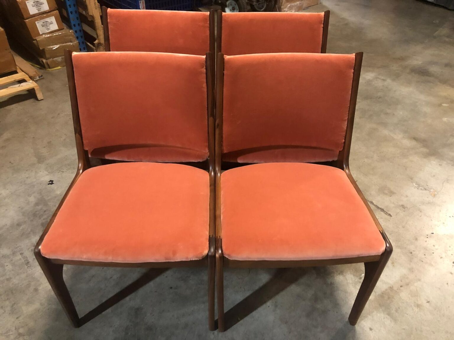 Cover Me Upholstery Reupholsters Experts